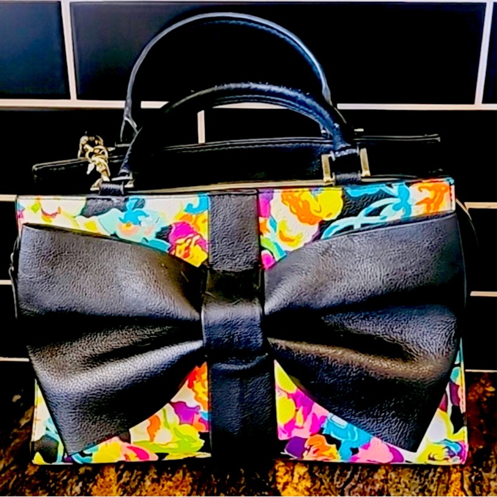 Betsey Johnson Black Bow Floral Multicolor Shoulder Bag